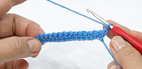 Flat crocheting